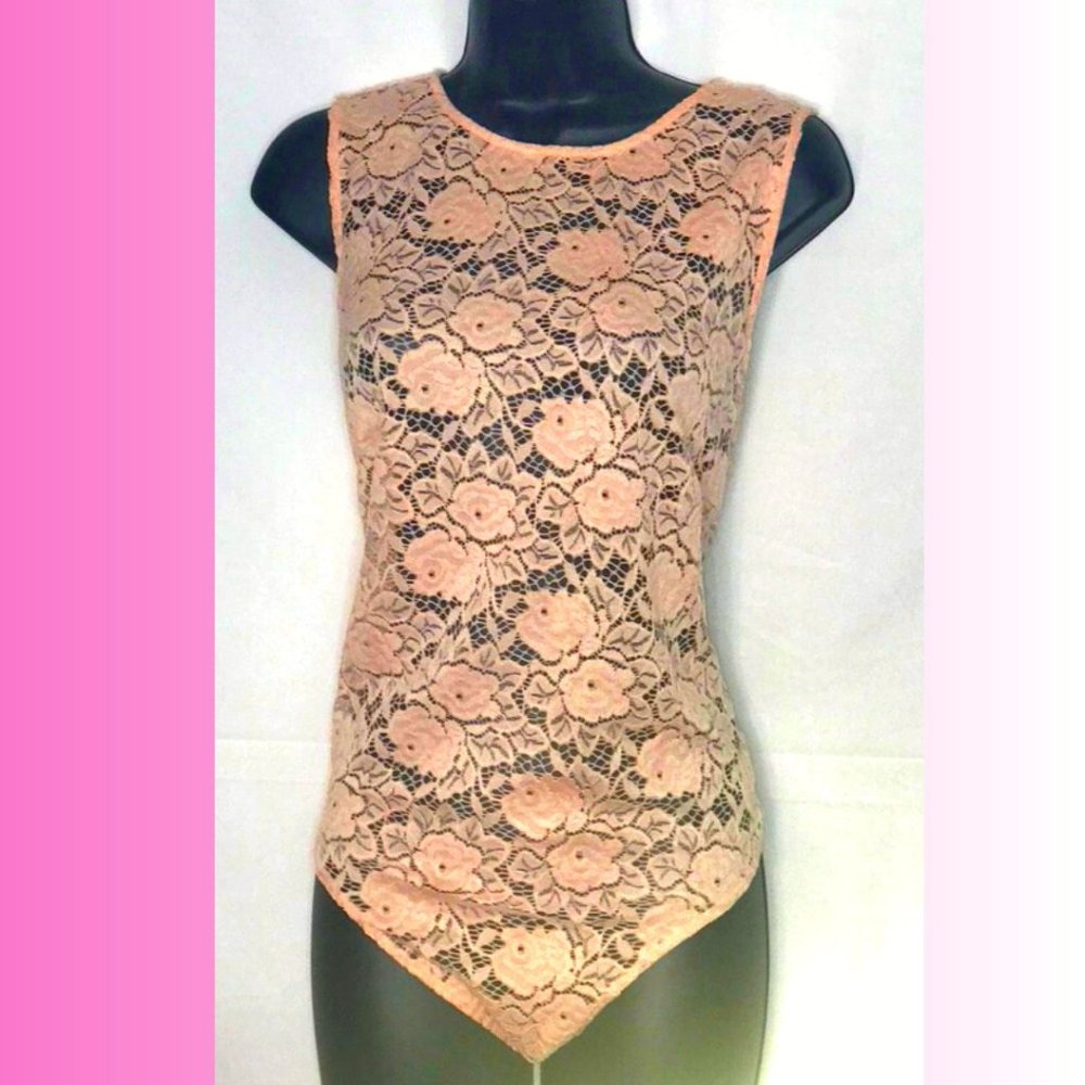 Floral Lace Bodysuit - Forever 21
